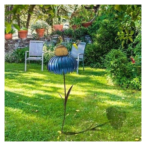 Virág madáretető, kerti dekoráció