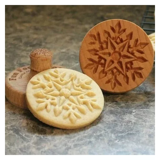 Fa kekszmintázó