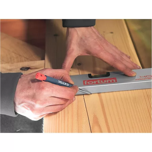 EXTOL PREMIUM tölthető ácsceruza 2,8 mm HB, kupak klipsszel, 6 db 120 mm pótheggyel, hegyezővel