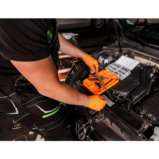 NEO TOOLS Mágneses CSAVARKISZEDŐ TELESZKÓPOS 160-610mm, 3kg 11-610