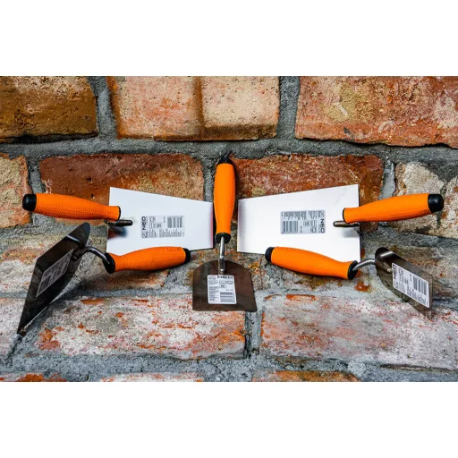 NEO TOOLS Gipszkanál 100mm, fa markolat 50-133