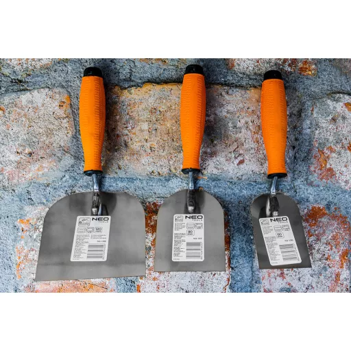 NEO TOOLS Gipszkanál 100mm, fa markolat 50-133