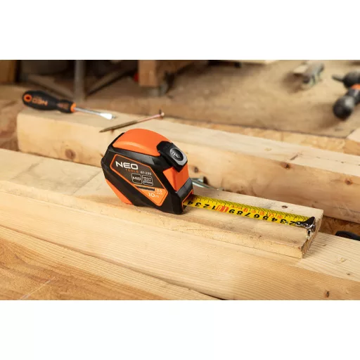 NEO TOOLS Mérőszalag, 3m/16mm, acél, mágneses, autostop+ rögzítő 67-231