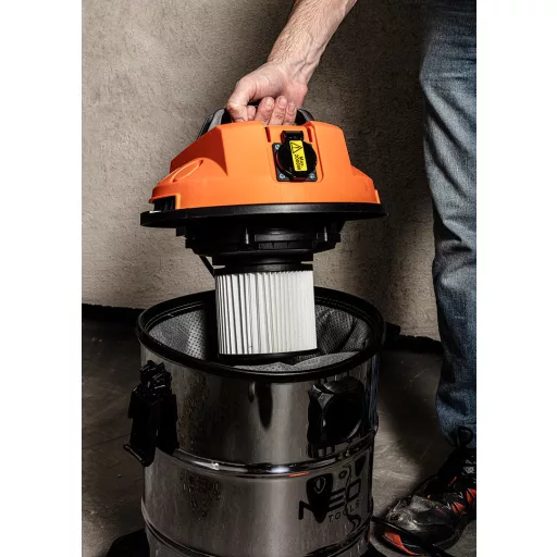 NEO TOOLS Száraz/vizes ipari porszívó, 1400W/18KPa, 30l-es inox tartály, gépcsatlakozó aljzat, komplett tartozékszett 3 év garanciával 04-738