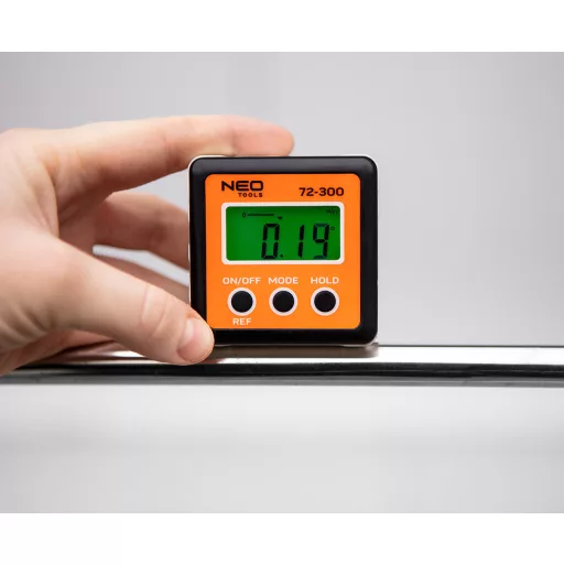 NEO TOOLS Digitális szögmérő és dőlésmérő 72-300