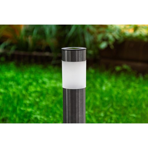 NEO TOOLS Kerti napelemes állólámpa, leszúrótüskével, LED ízzóval, alkonyérzékelővel 99-113