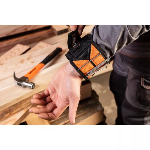 NEO TOOLS Mágneses szerszámtartó csuklópánt GD012
