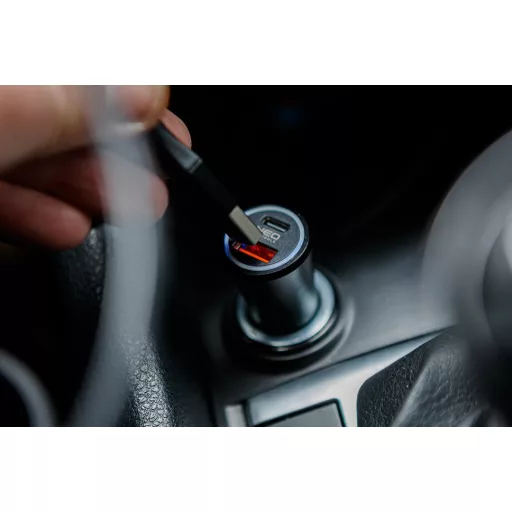 NEO TOOLS Autós USB adapter,12-24V, USB-A, USB-C csatlakozókkal GD036