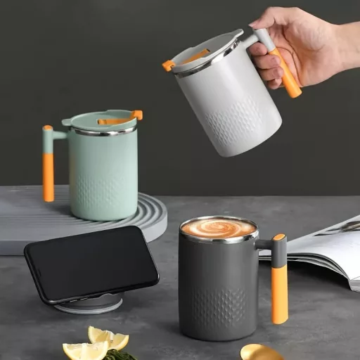 450ml-es Kávésbögre Fogantyúval És Fedéllel,
