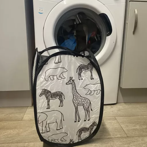 Összehajtható, állatmintás, nagy kapacitású, könnyen tisztítható tároló
