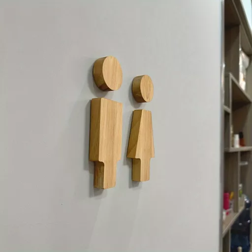 Északi Fa Fürdőszoba Tábla, 16.0cm Férfi és Női WC Ajtóra Szerelhető, Öntapadós Könnyű Telepítés, Japán Stílusú WC Dekoráció Otthonra és Irodába Természetes Szín - Tömör Fa