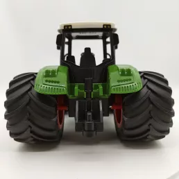 1/24 Méretarányú Vasatagkerekű Játék Traktor