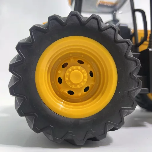 1/24 Méretarányú Sárga Játék Traktor