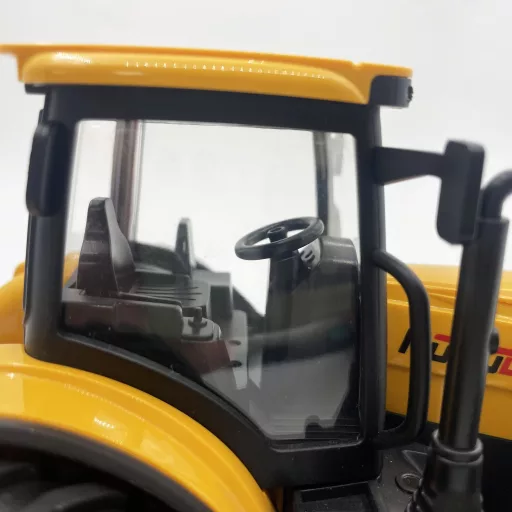 1/24 Méretarányú Sárga Játék Traktor