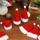   10db, Karácsonyi Kés Villa Kiskalap, 6*12cm Piros Mini Karácsonyi Kalap, Borosüveg Kés és Villa Asztaldísz