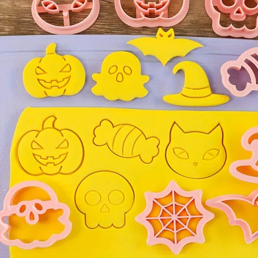 8 darabos Halloween Süteményszaggató kiszúró Készlet