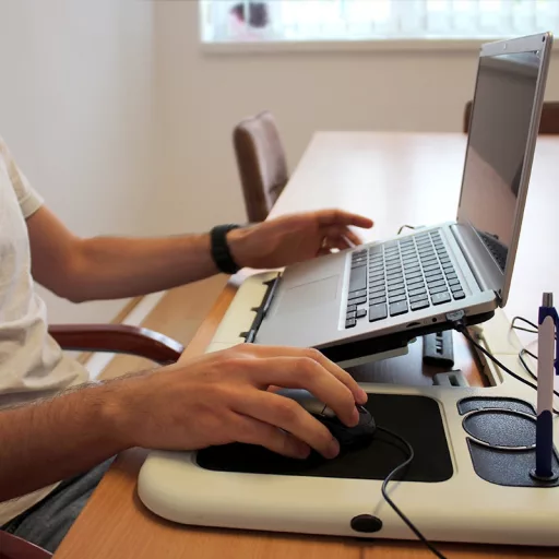 Laptop Notebook Asztal
